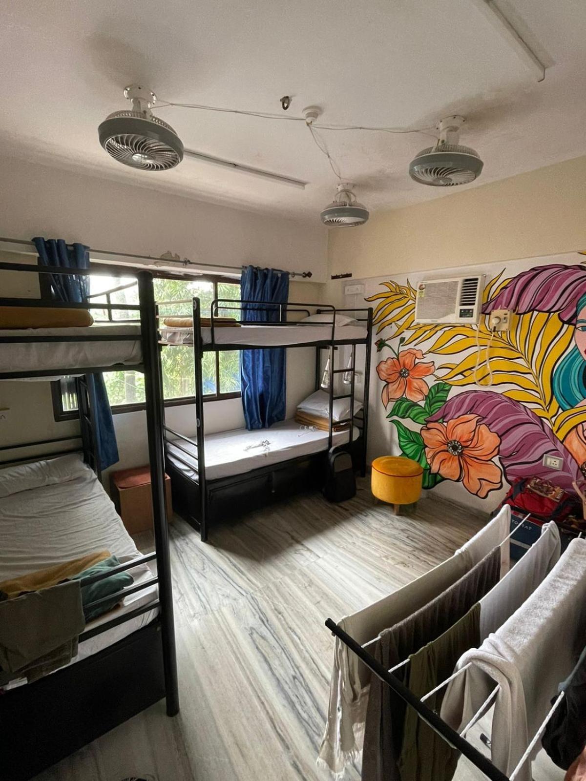 Krazy Solo Hostel Mumbai Exterior foto